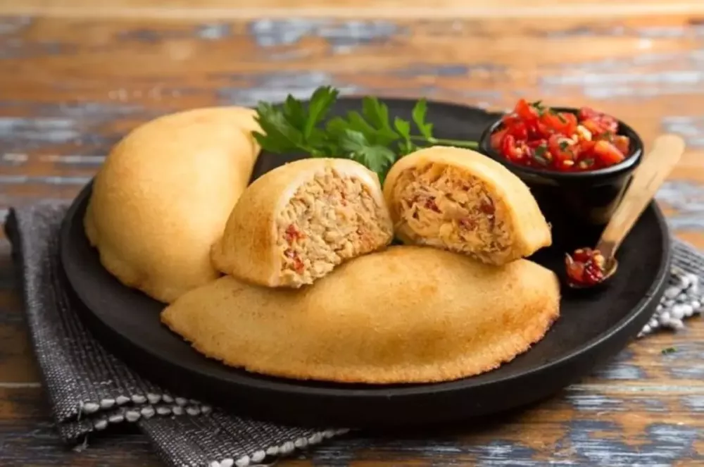 Bilde av EMPANADA MAIZ / TRIGO, POLLO MECHADO GOYA, 4 stk 460g